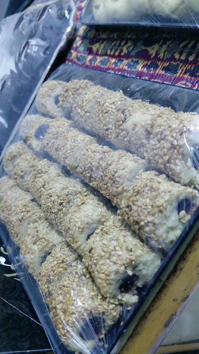 برازة محشوة تمر